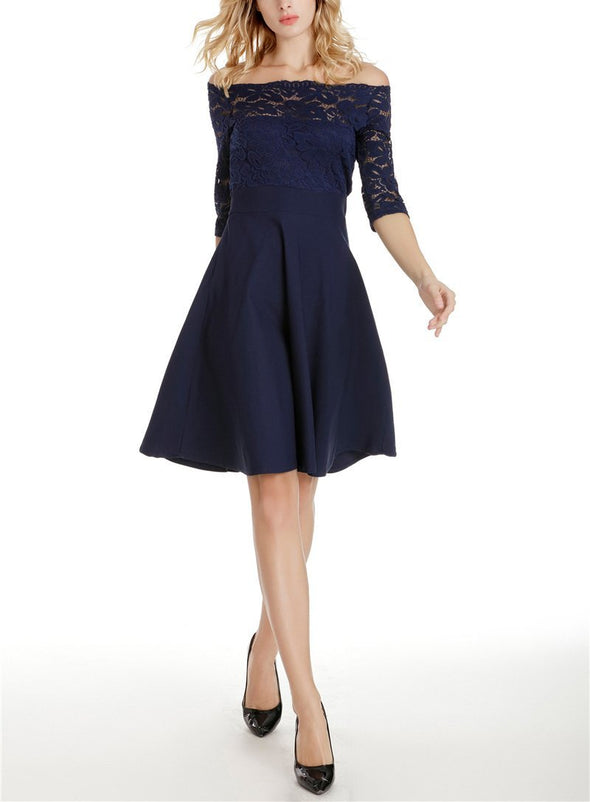 Cutaway Collar Lace Expansion Evening Dress