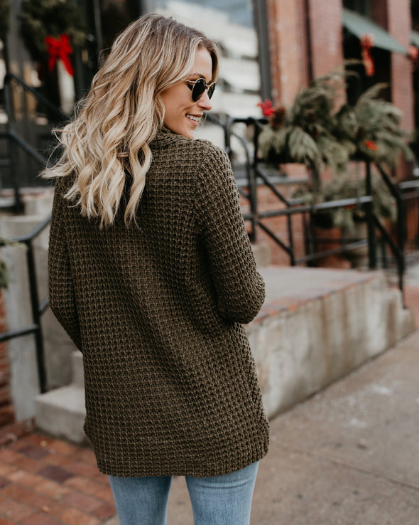 High-Collared Turtleneck Long-Sleeved Sweater