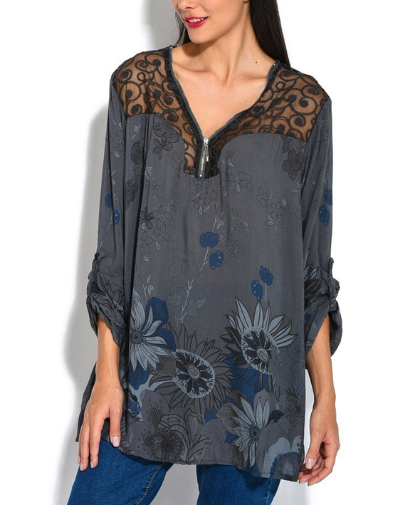 Lace V-Neck Printed Long-Sleeved Shirt