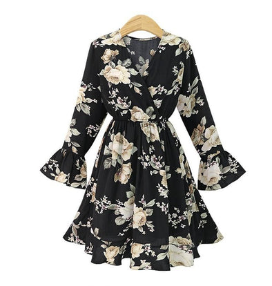 Bell sleeve Print V neck Black Plus size skater Dresses