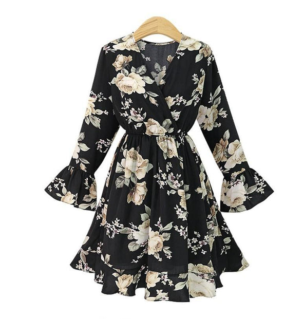 Bell sleeve Print V neck Black Plus size skater Dresses