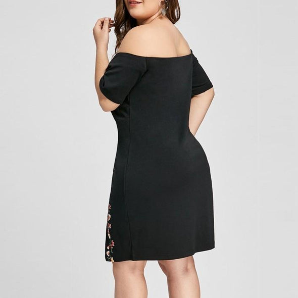 Black Mini V neck Embroidery Plus size bodycon Dresses