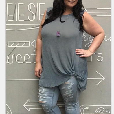 Casual Sleeveless Solid Color Round neck Plus size Tops