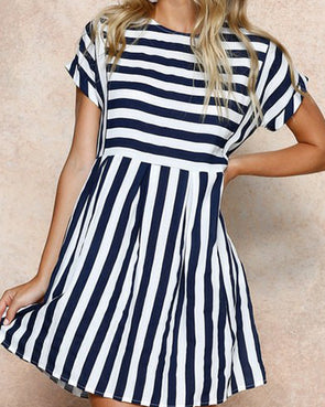 O-neck Short-Sleeved Striped Dress