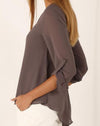 Women's V-neck long-sleeved shirt