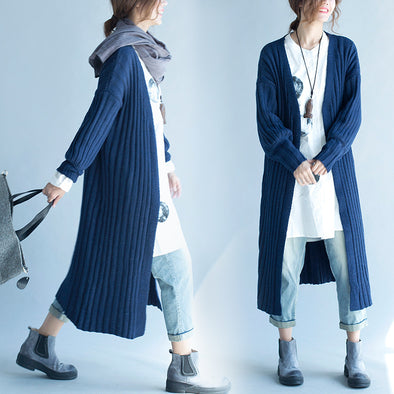 Long Sleeved Solid Color Knit Cardigan