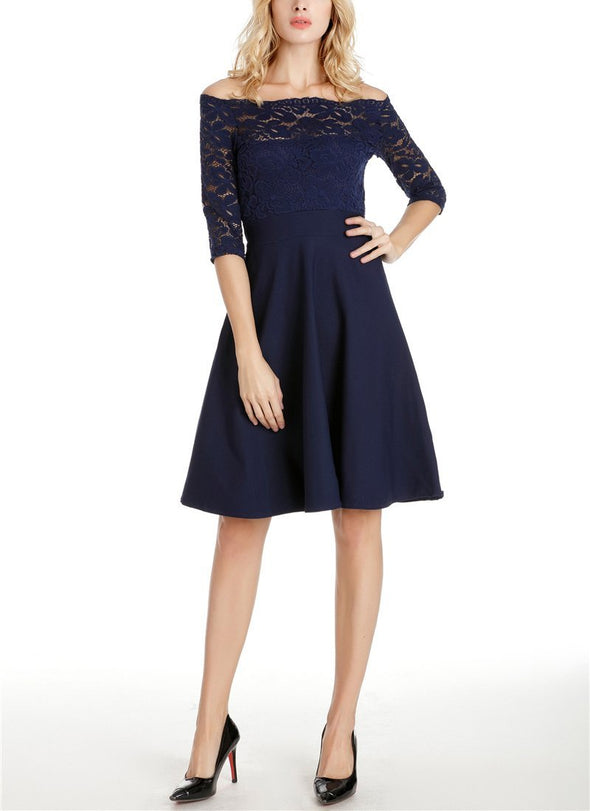 Cutaway Collar Lace Expansion Evening Dress