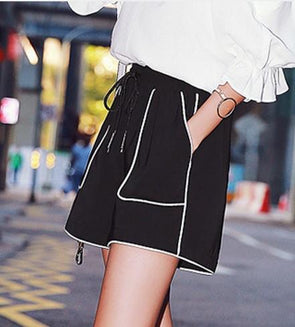 All-match Casual Loose White Strip Shorts